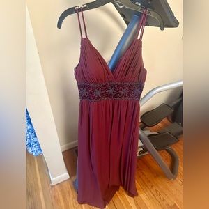 SILK formal dress burgundy. Size 4.  Excellent condition worn only once.